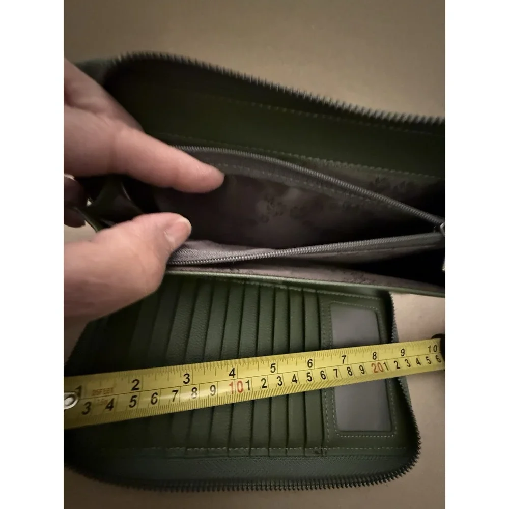 Bveyzi Leather Wallet CardHolder Ziparound Wristlet Green‎ RFID Blocking